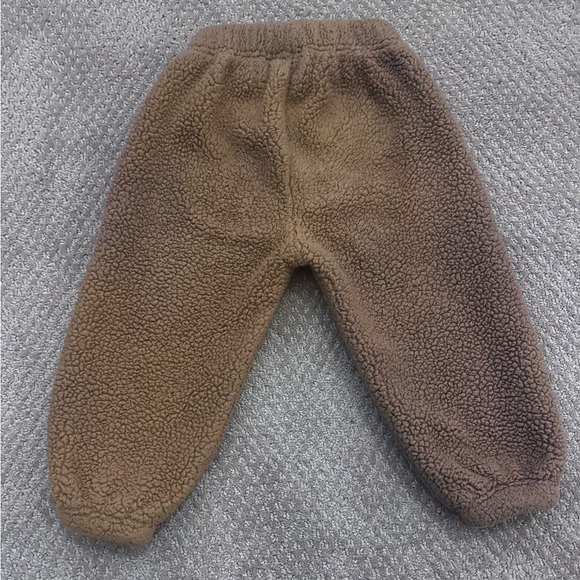 Rylee + Cru Caramel Sherpa Sweatpants & Joggers Set. Like New! - Picture 7 of 9